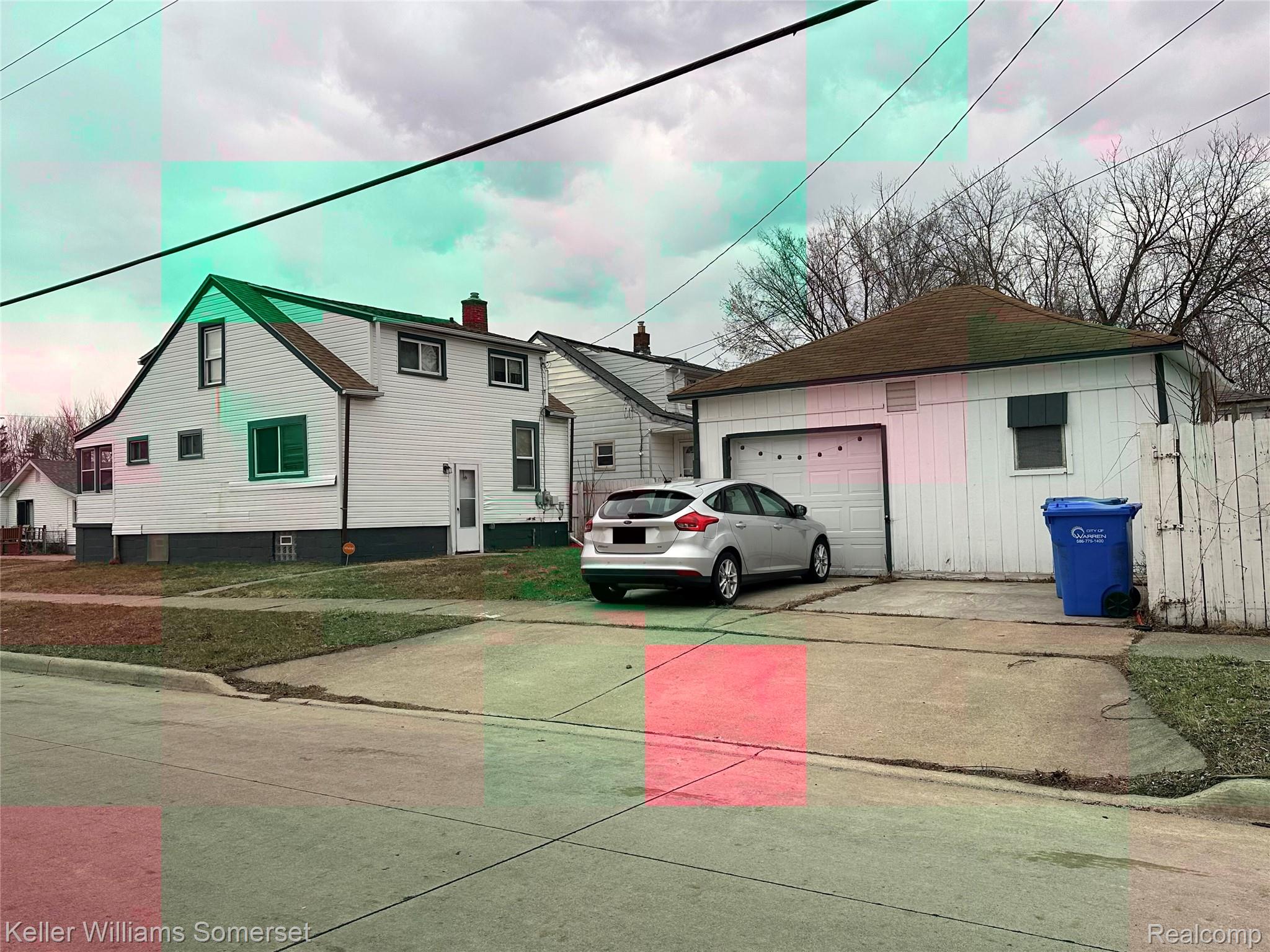 11004 Cadillac Avenue