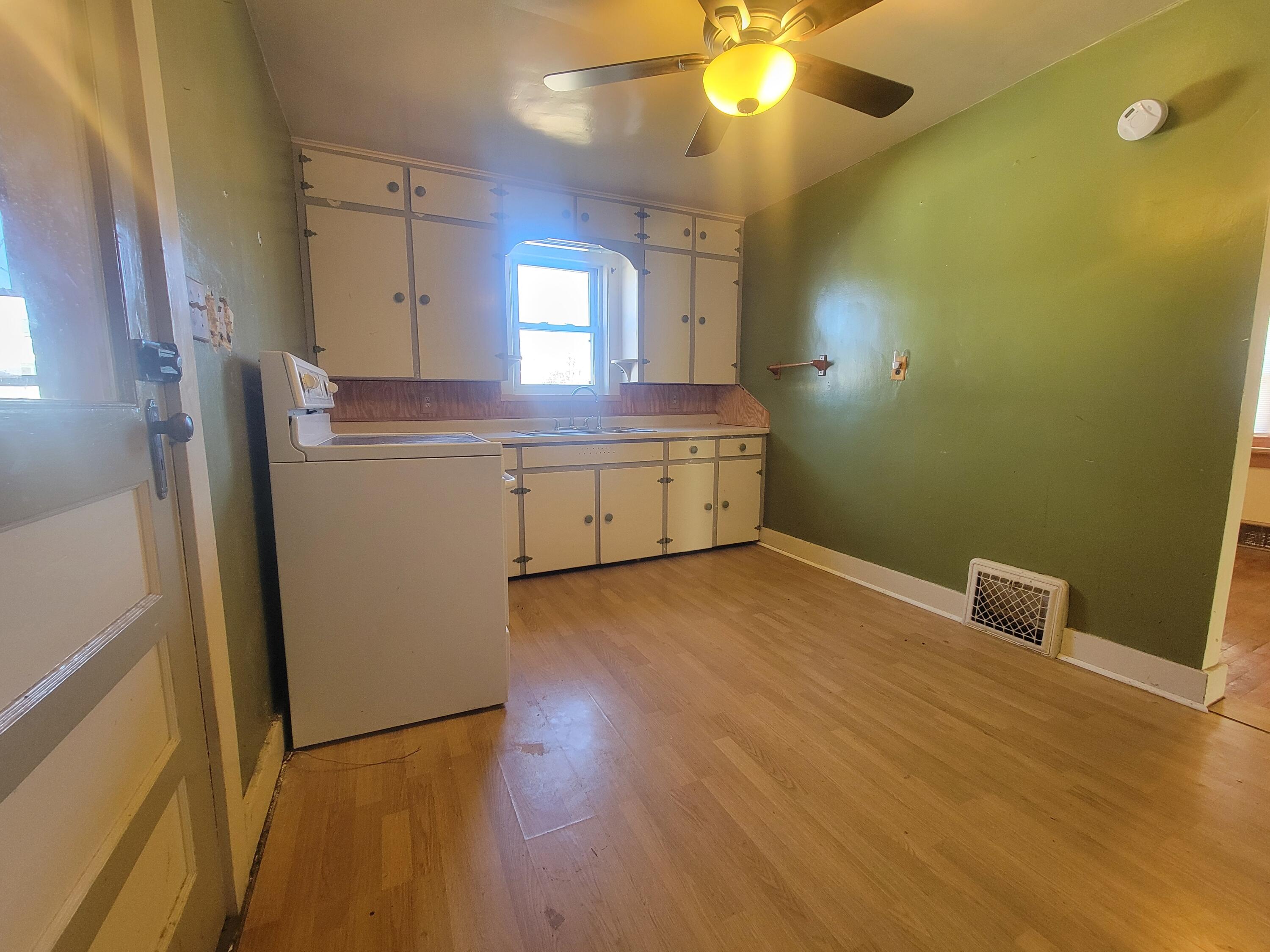 224 S Ruggles Street