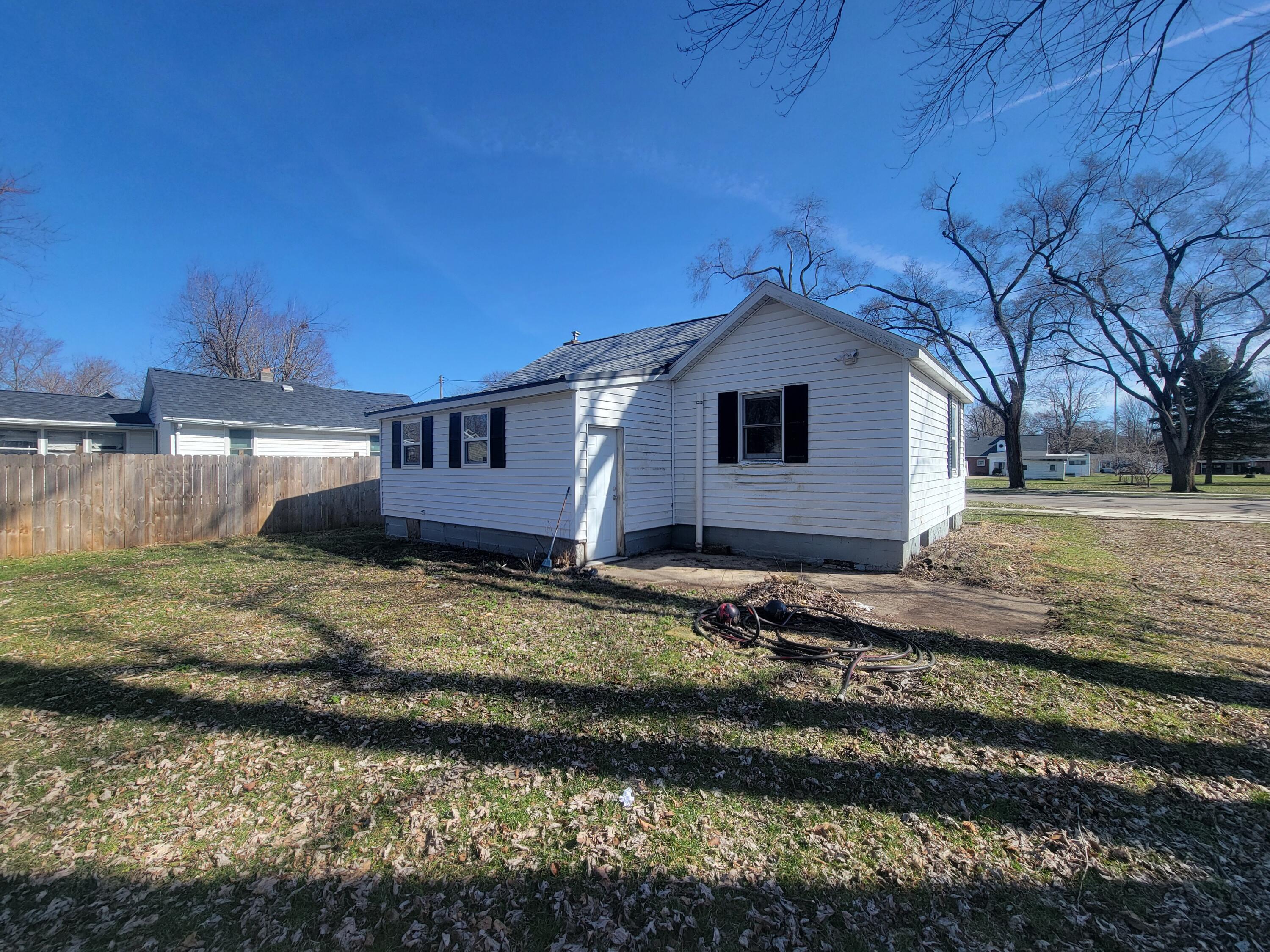 224 S Ruggles Street