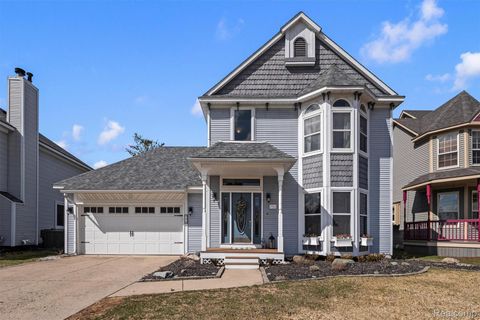 751 Woodleigh Way Oxford Village MI 48371