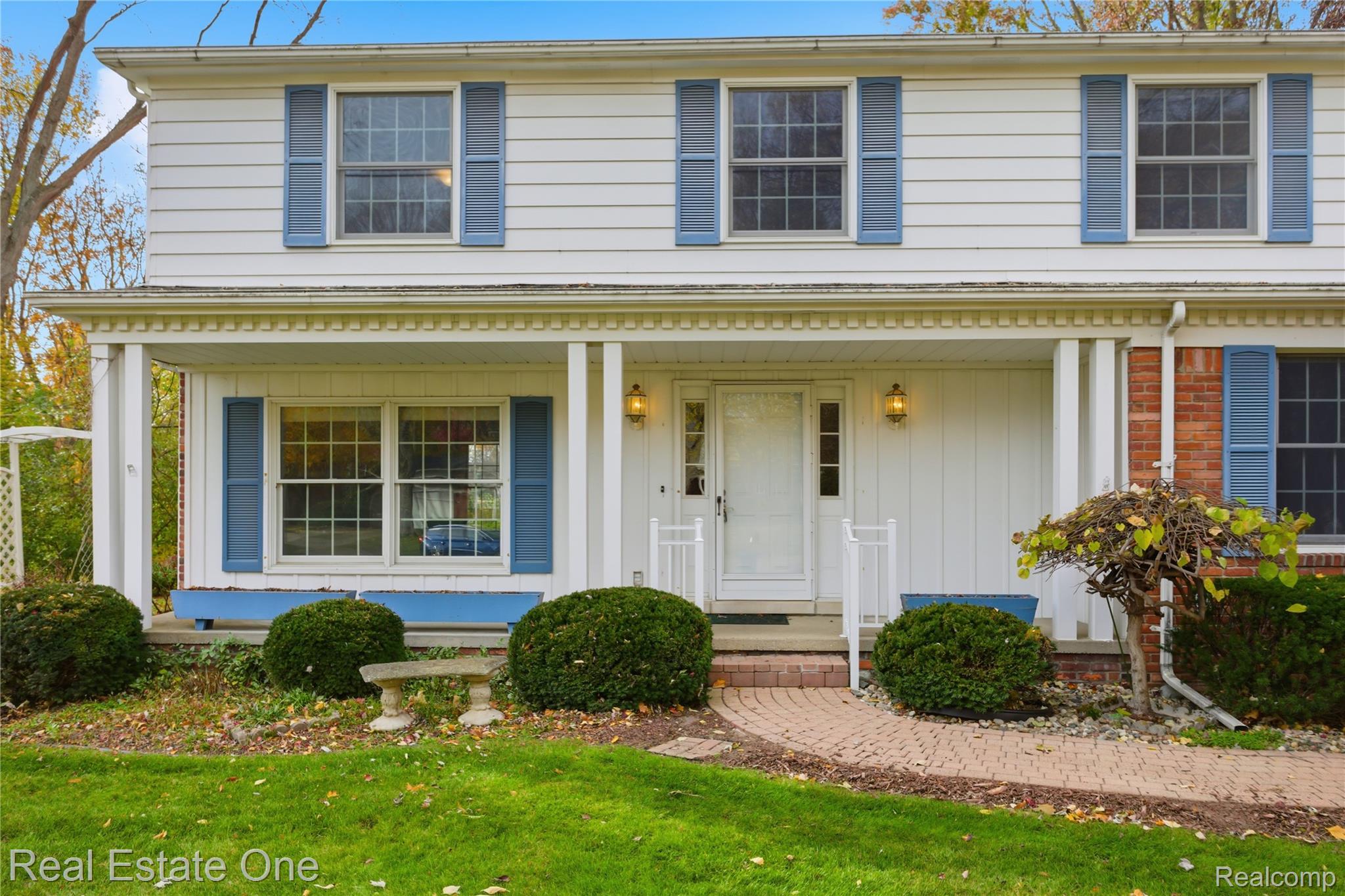 30033 Valley Side Drive