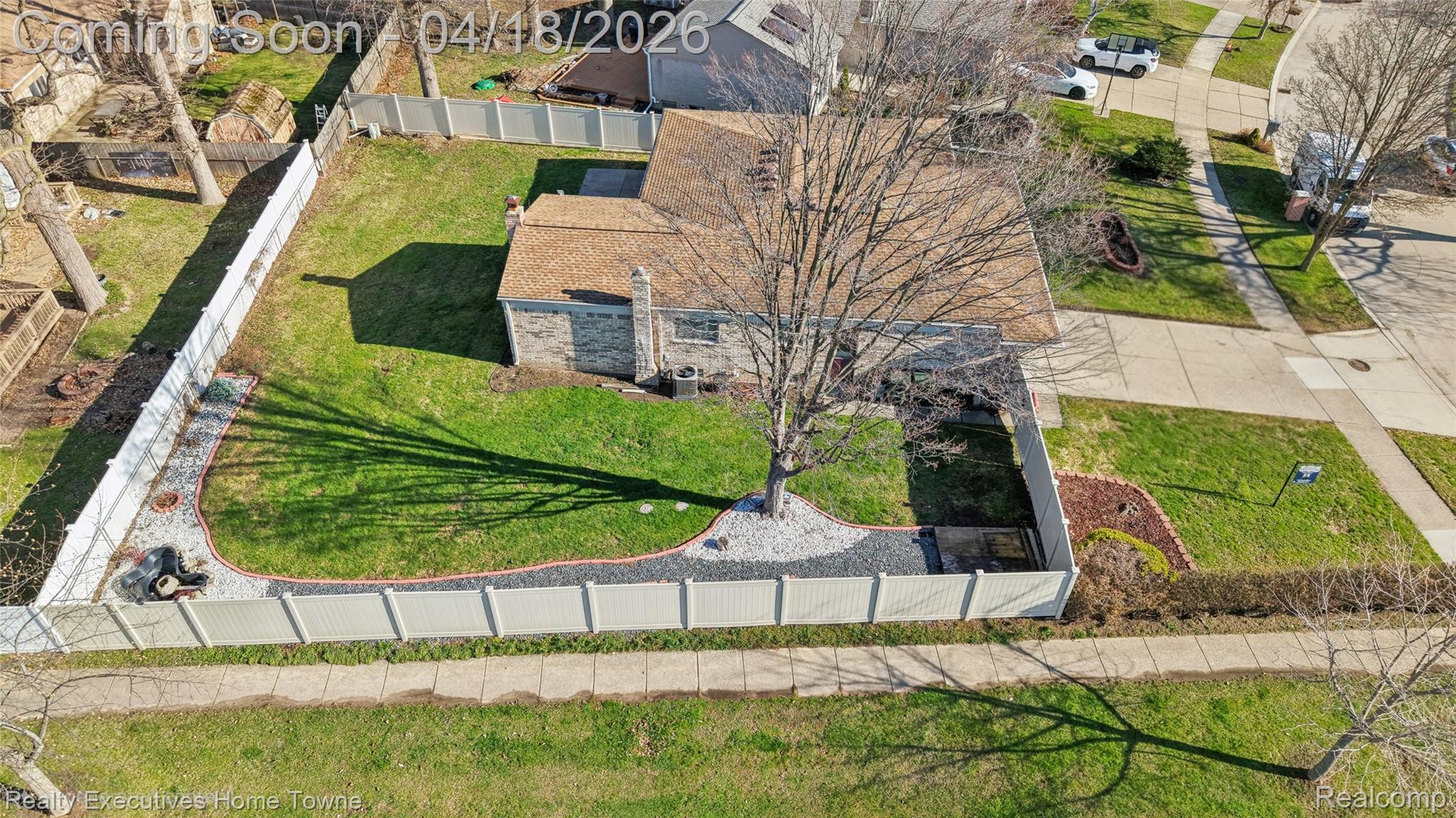 39117 Della Rosa Drive