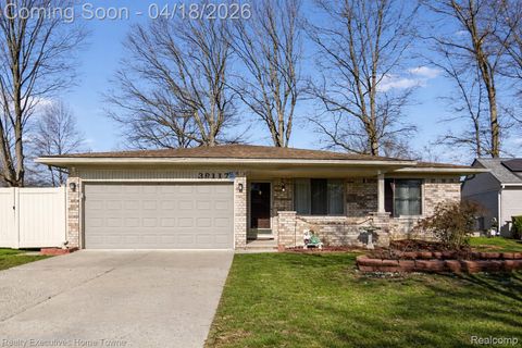 39117 Della Rosa Drive Sterling Heights City MI 48313