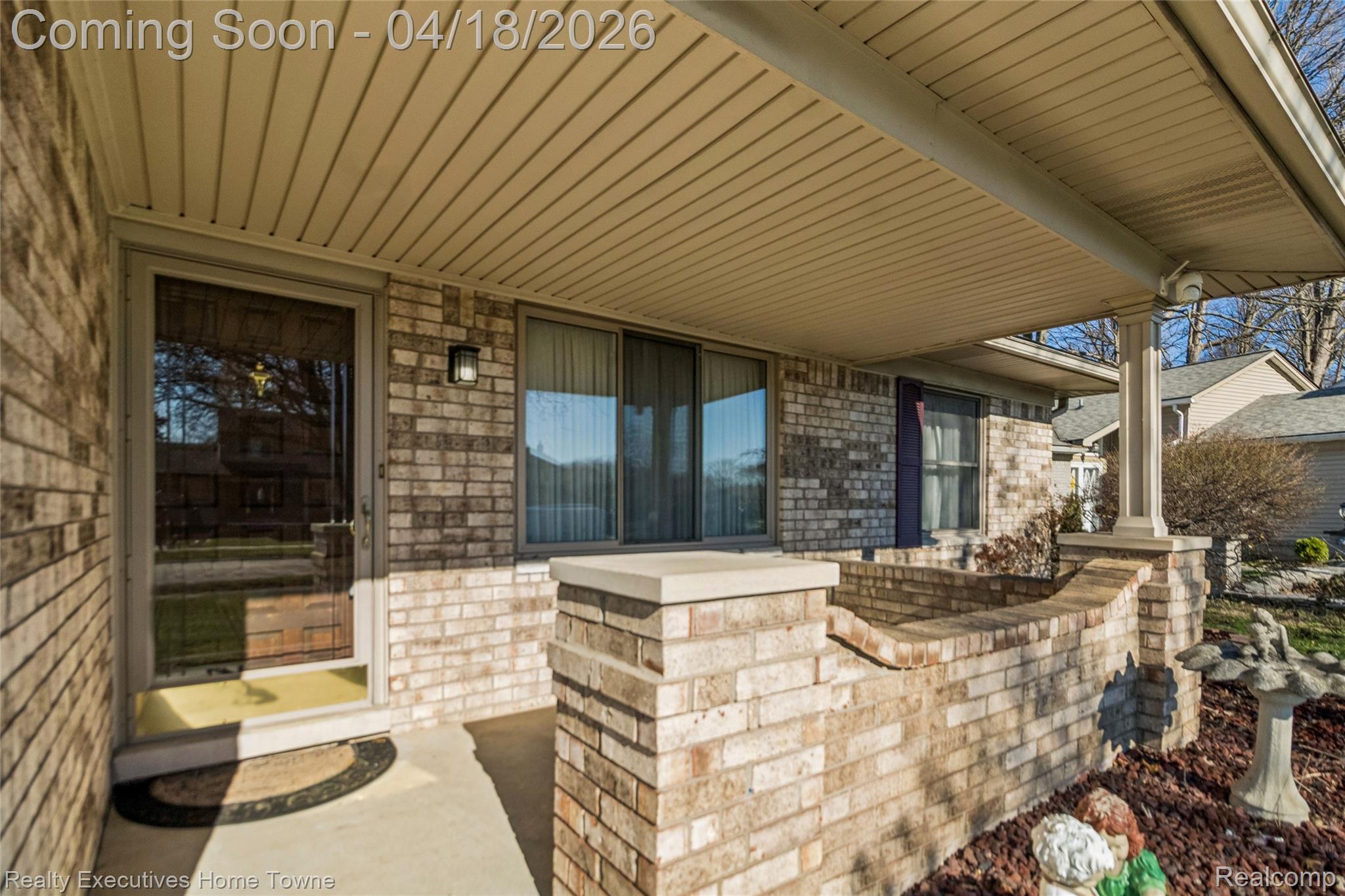 39117 Della Rosa Drive