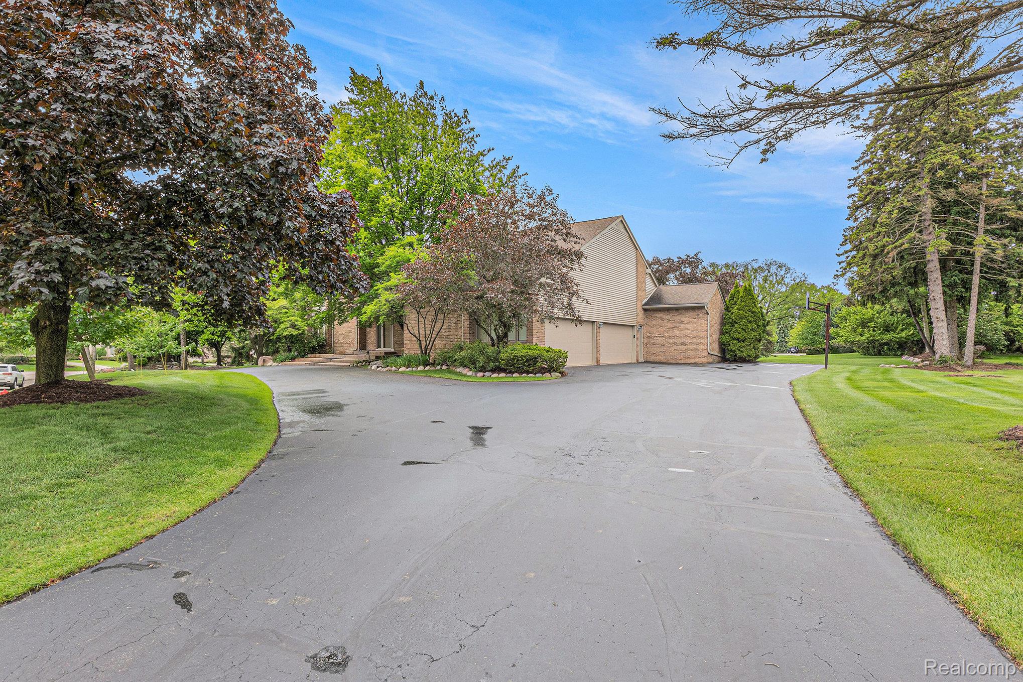 3870 Glen Falls Drive
