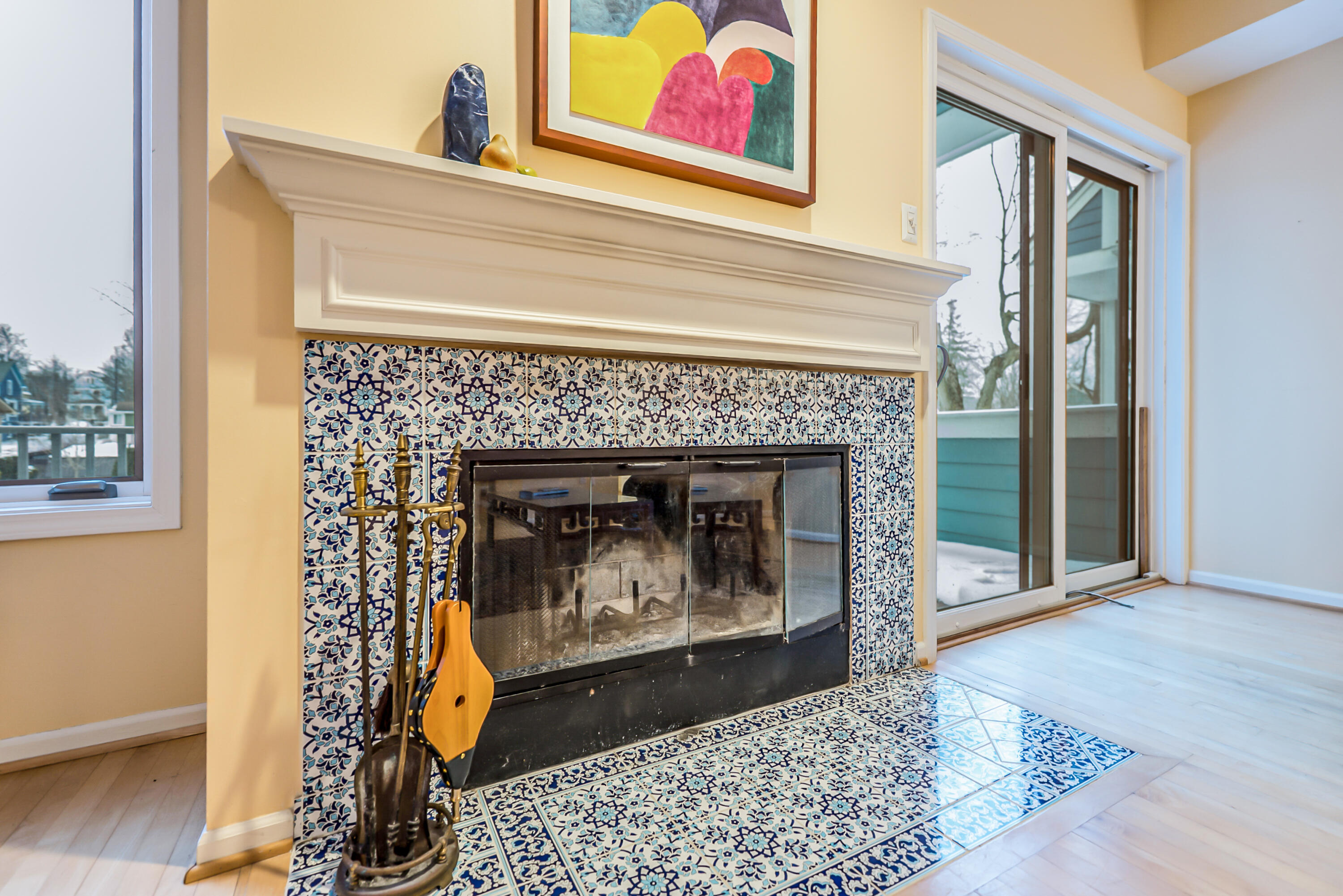 285 Mulholland Avenue