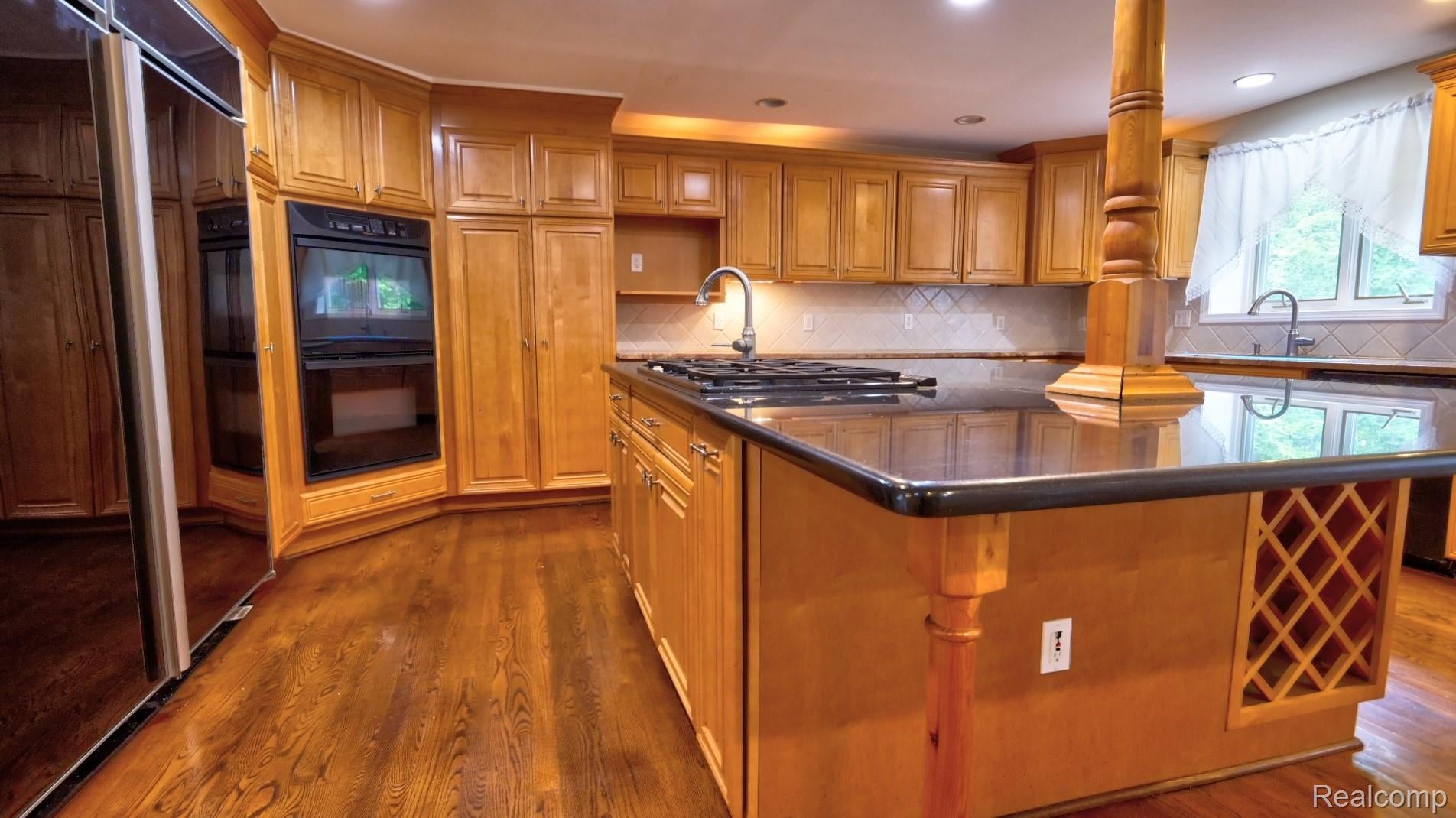 30853 Sudbury Court