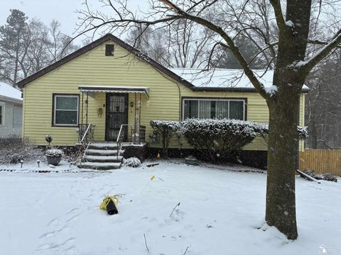 334 E Mansion Street Jackson City MI 49203