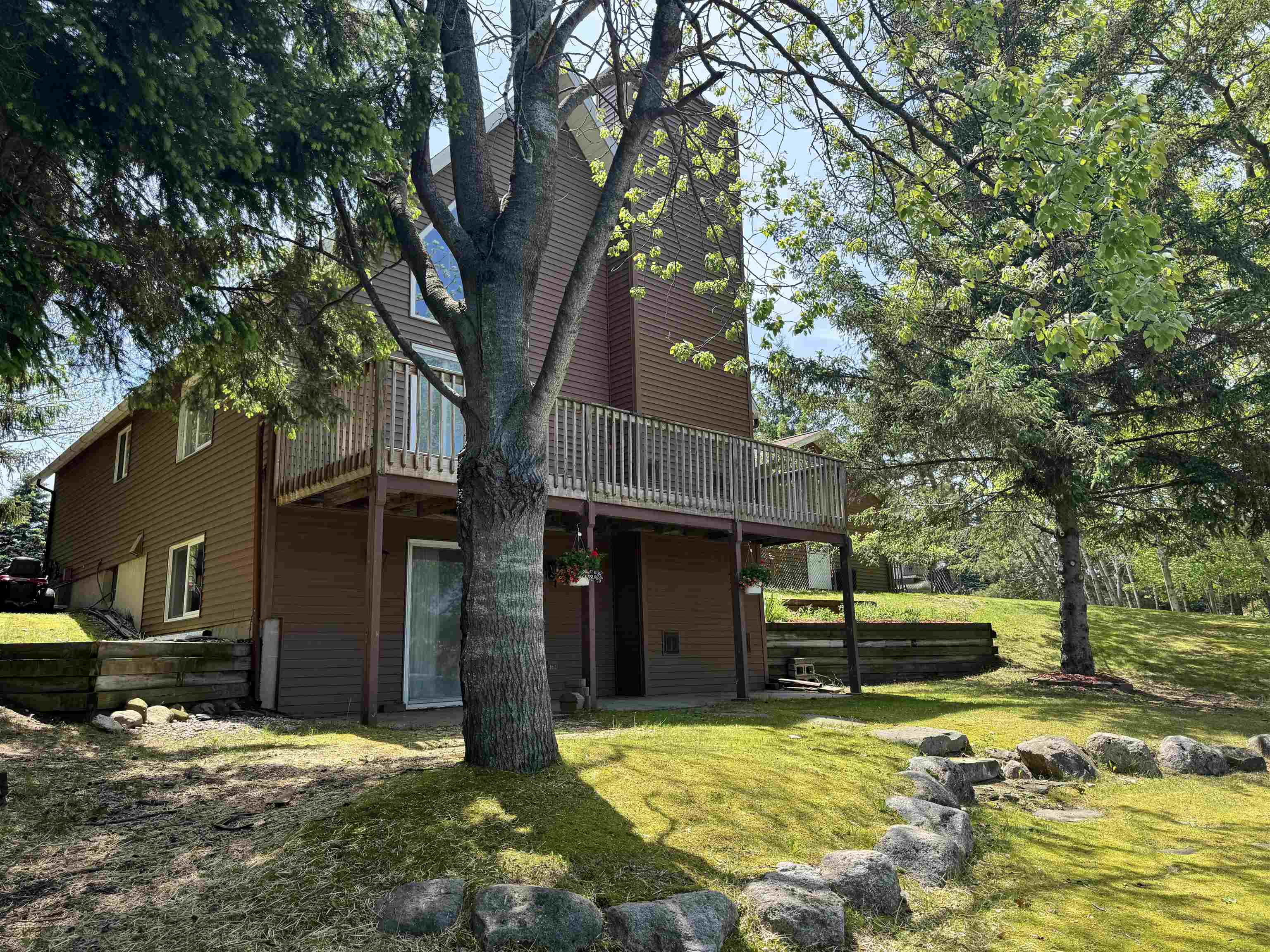 1035 Cantabrian Drive