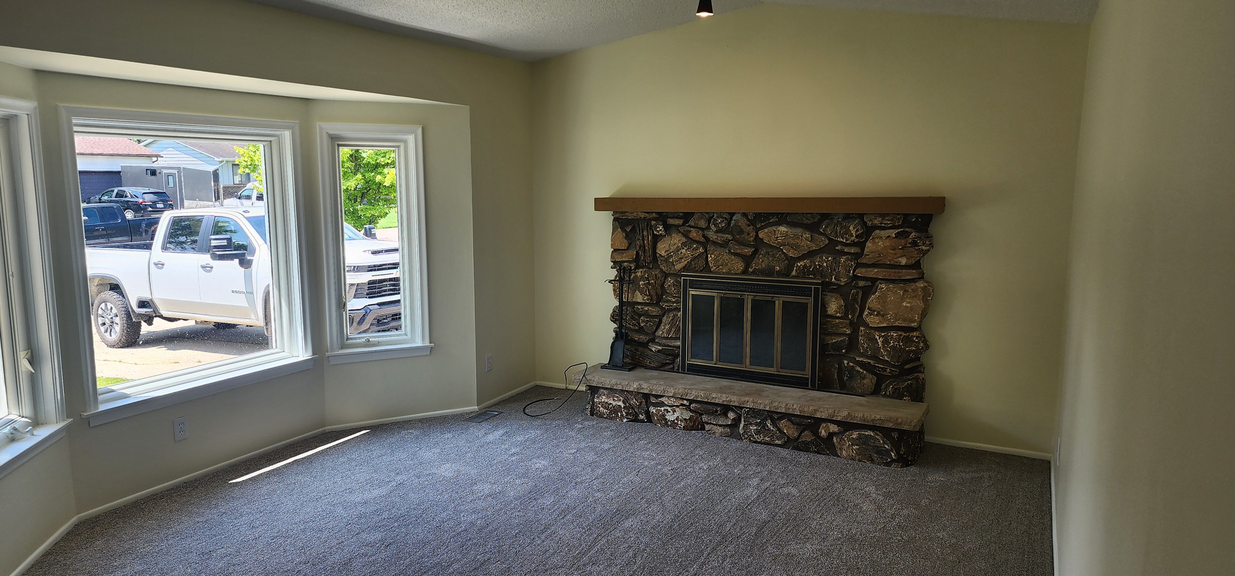 9272 ELAINE Drive