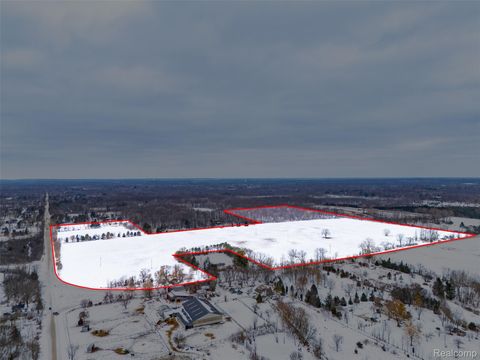 BRE A00 Six Mile Road Salem Township MI 48168