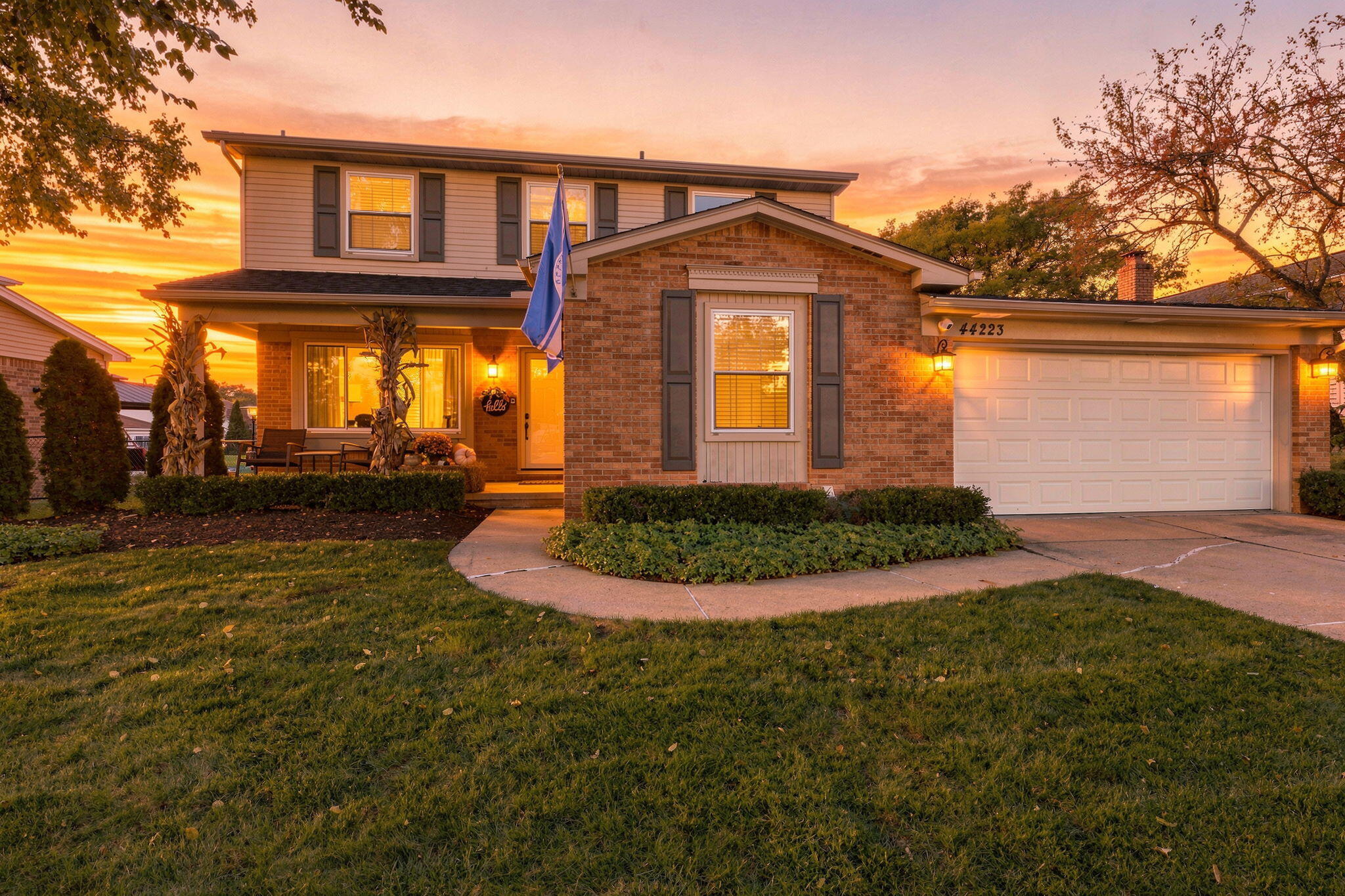 44223 Richmond Court