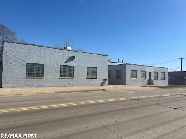 22600 Sherwood Ave, Warren, MI 48089