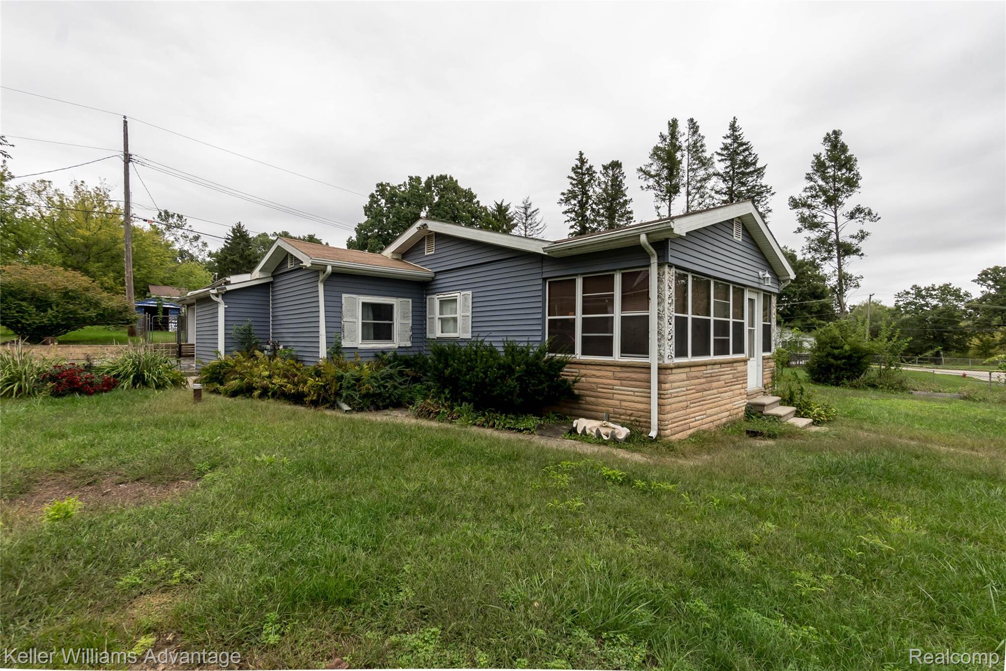 2642 Lakeridge