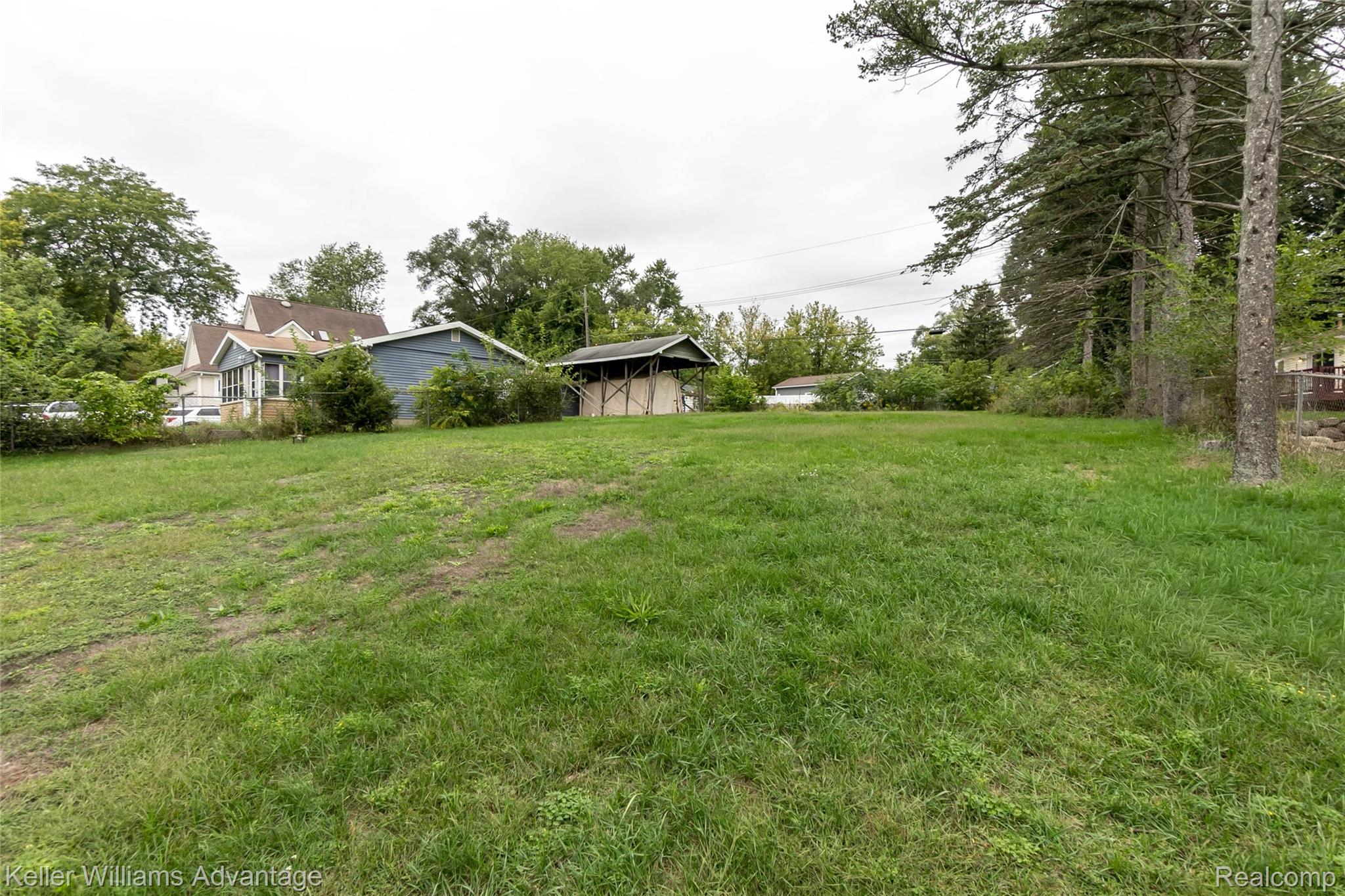 2642 Lakeridge