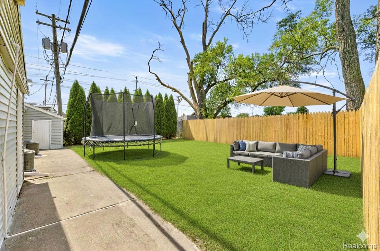 1138 McKinley Street