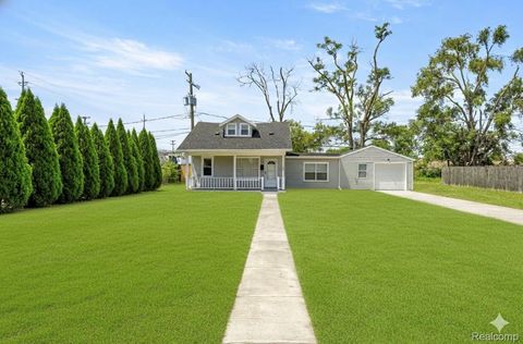 1138 McKinley Street Wyandotte City MI 48192