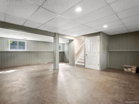 Tiny photo for 970 Golfview Drive, Lake Orion Village, MI 48362 (MLS # 20261021813)