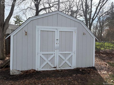 Tiny photo for 970 Golfview Drive, Lake Orion Village, MI 48362 (MLS # 20261021813)