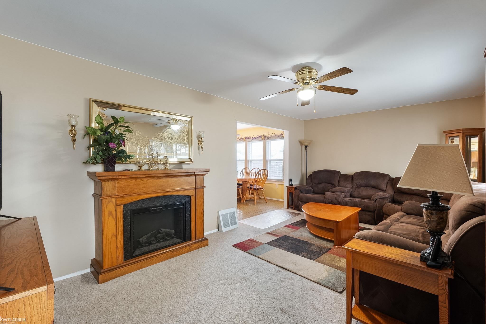 22415 Stephens Street