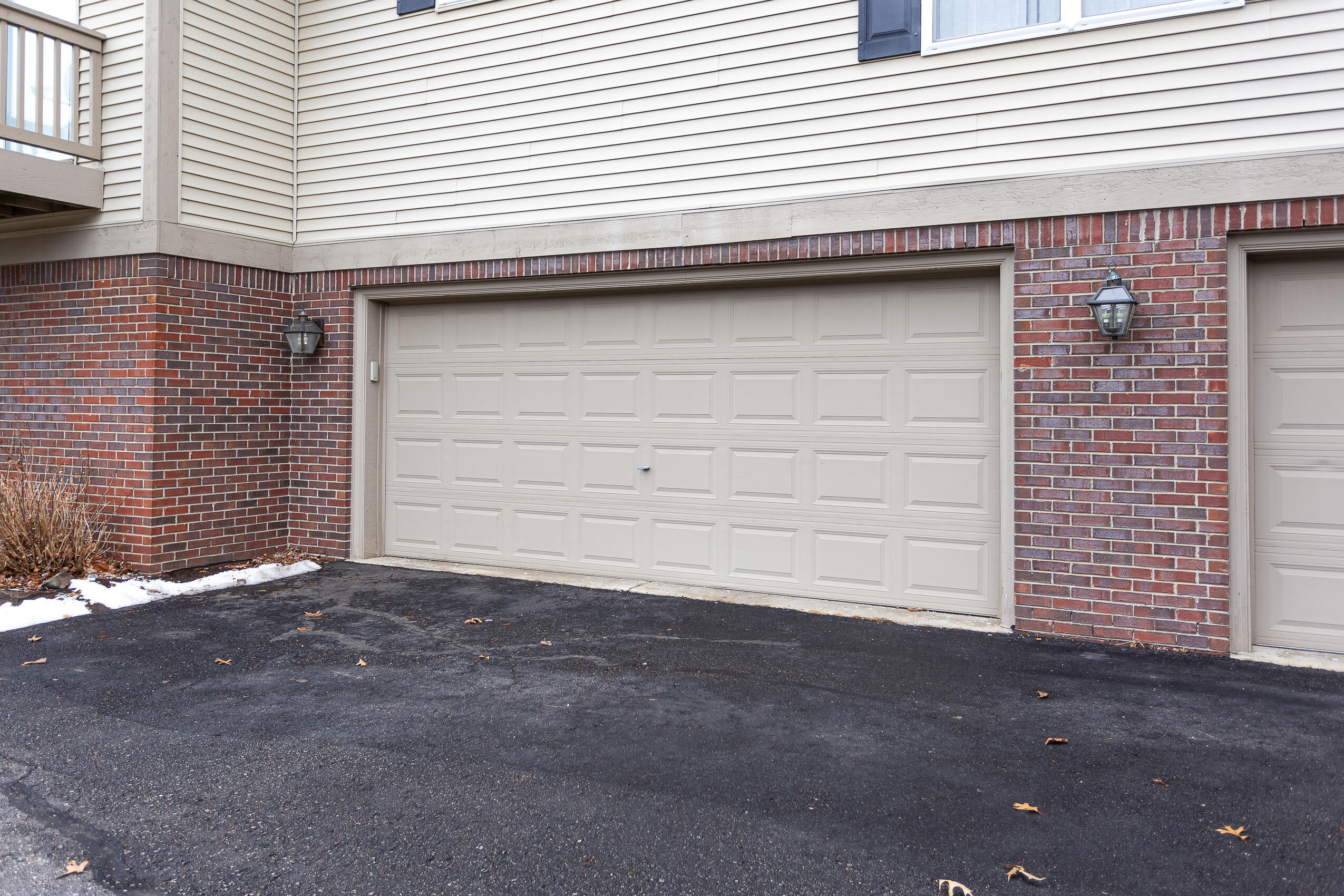 28471 Carlton Way Drive