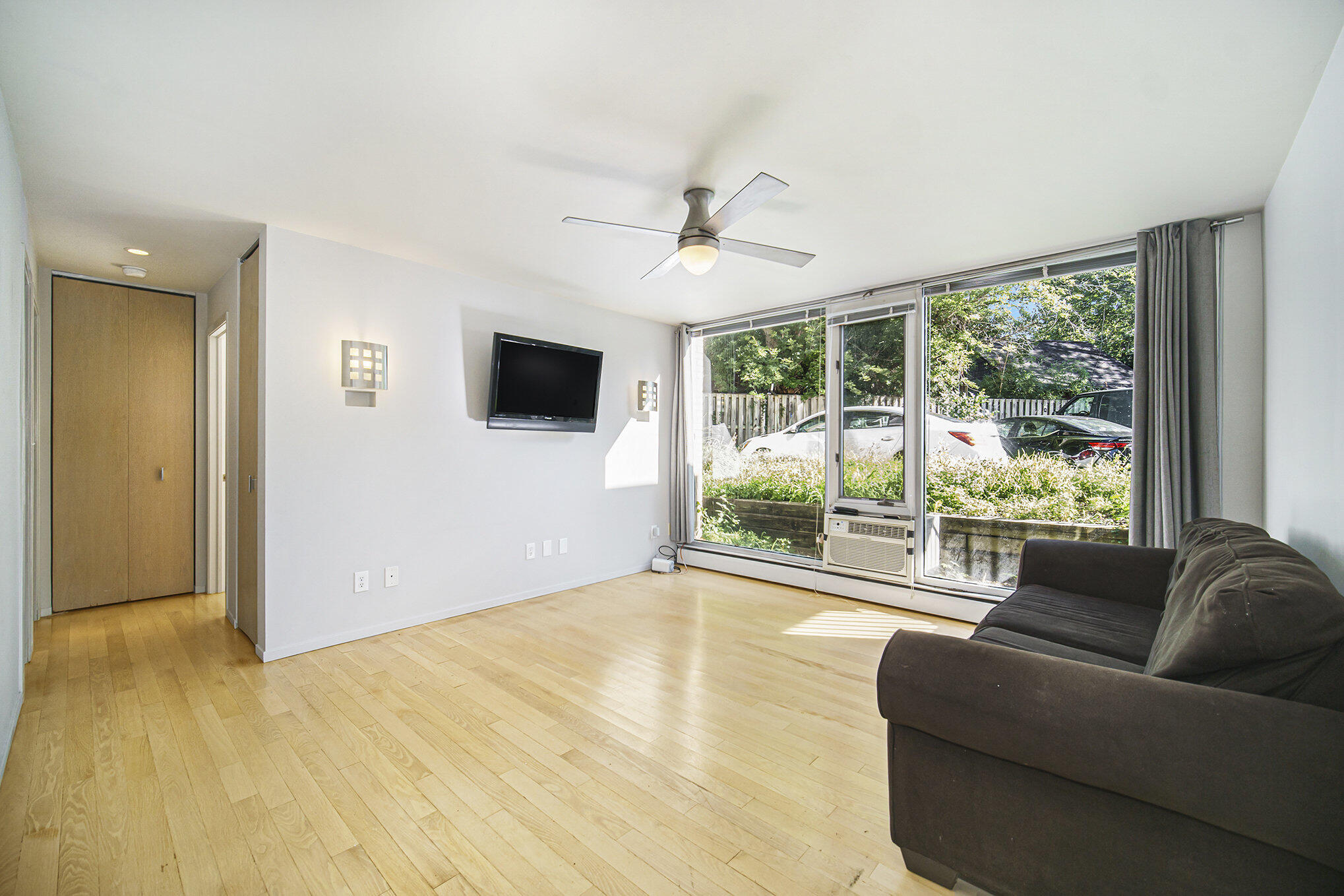 1531 Packard Street #6