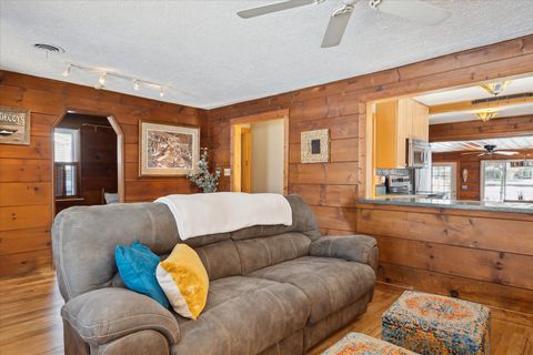 A home in HamburgTownship_Livingston