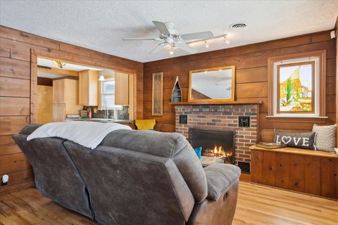 A home in HamburgTownship_Livingston