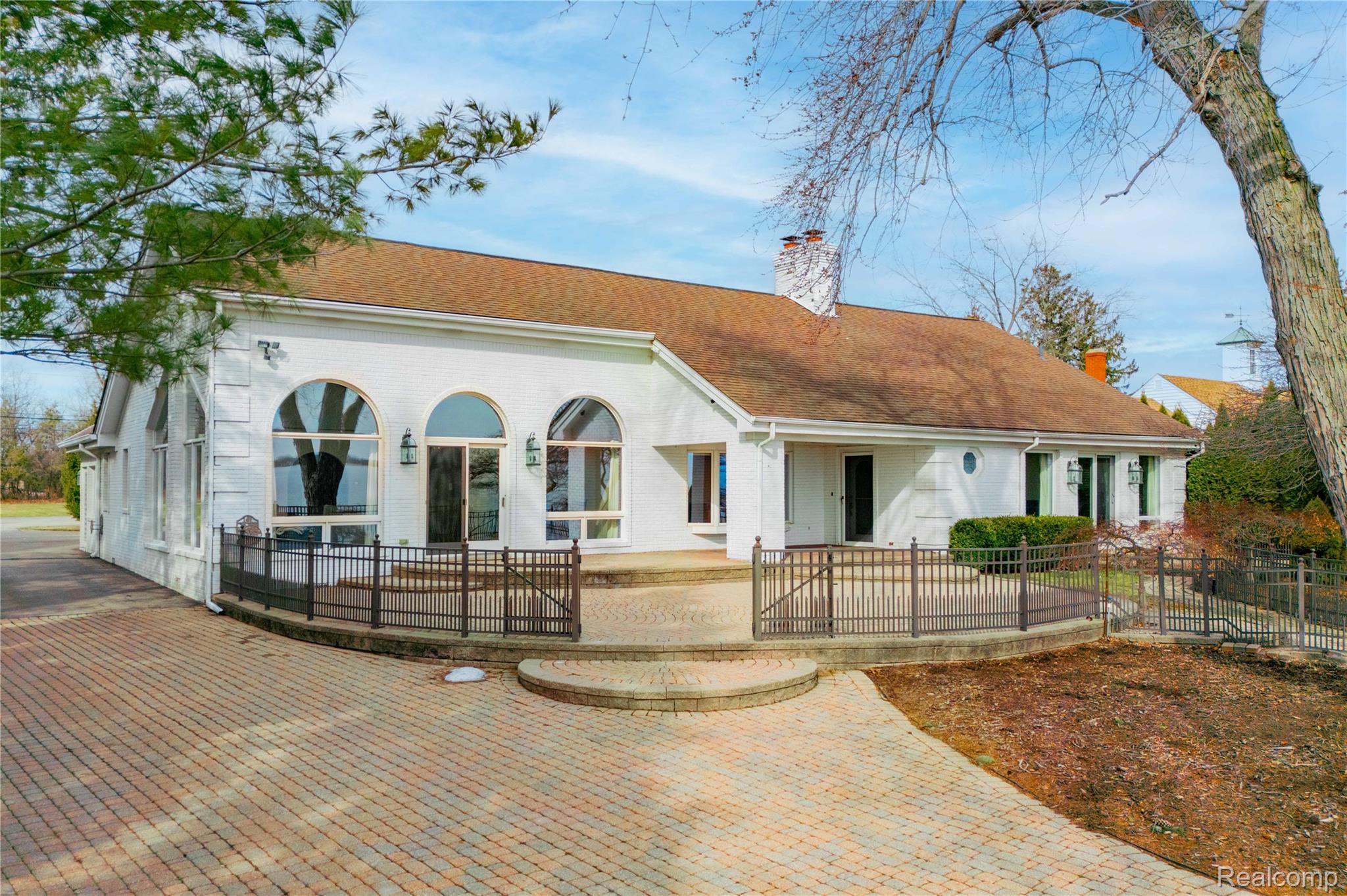 21774 East River Road