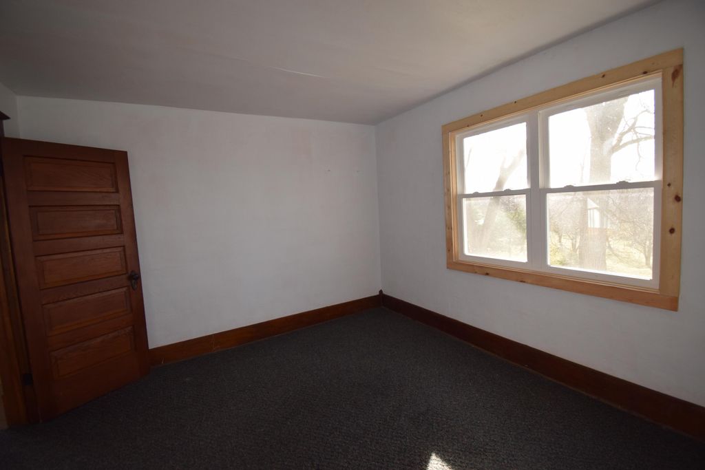 listing image 50