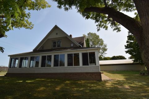 A home in LawrenceTownship_VanBuren
