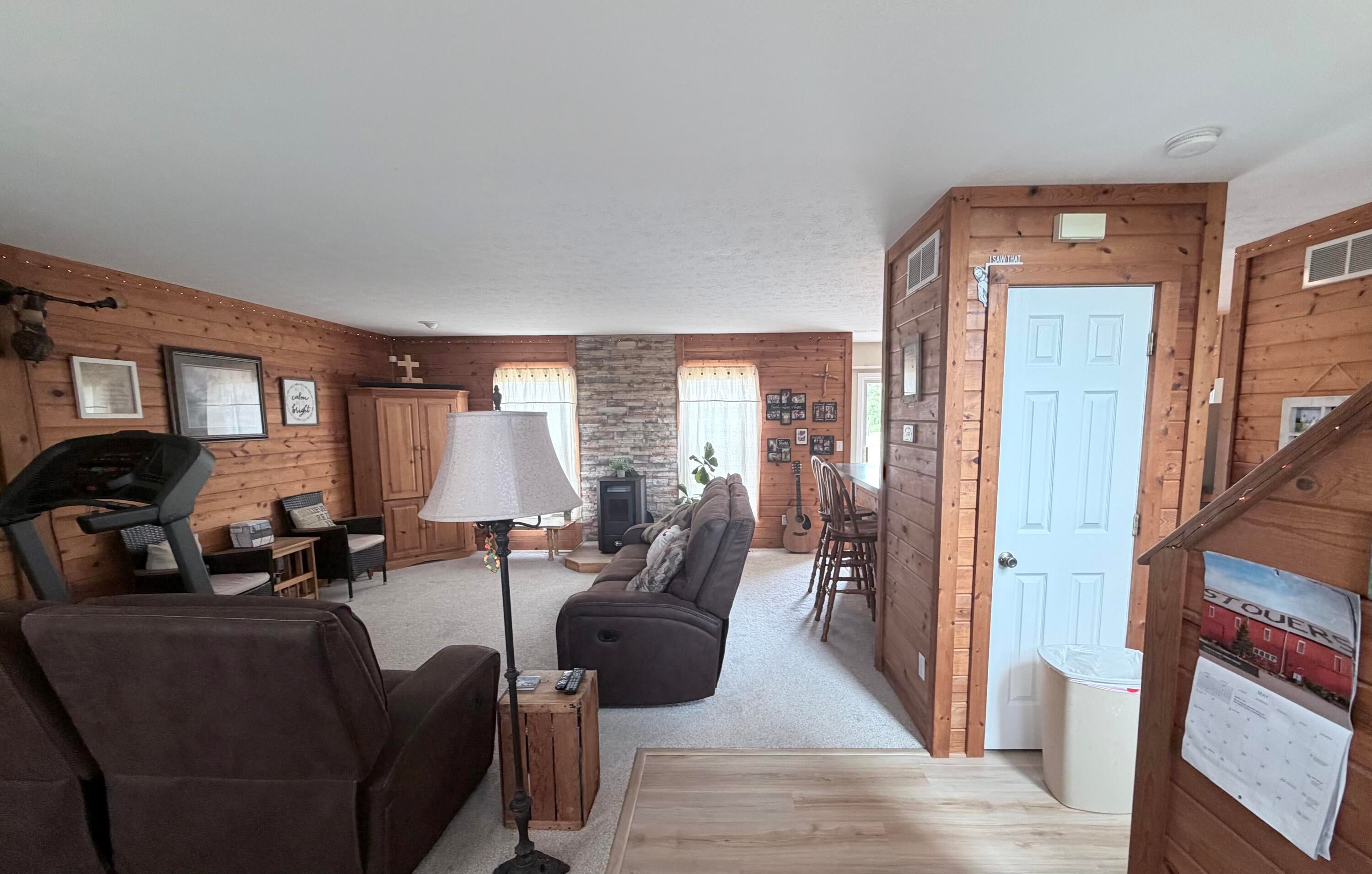6585 Sinclair Road