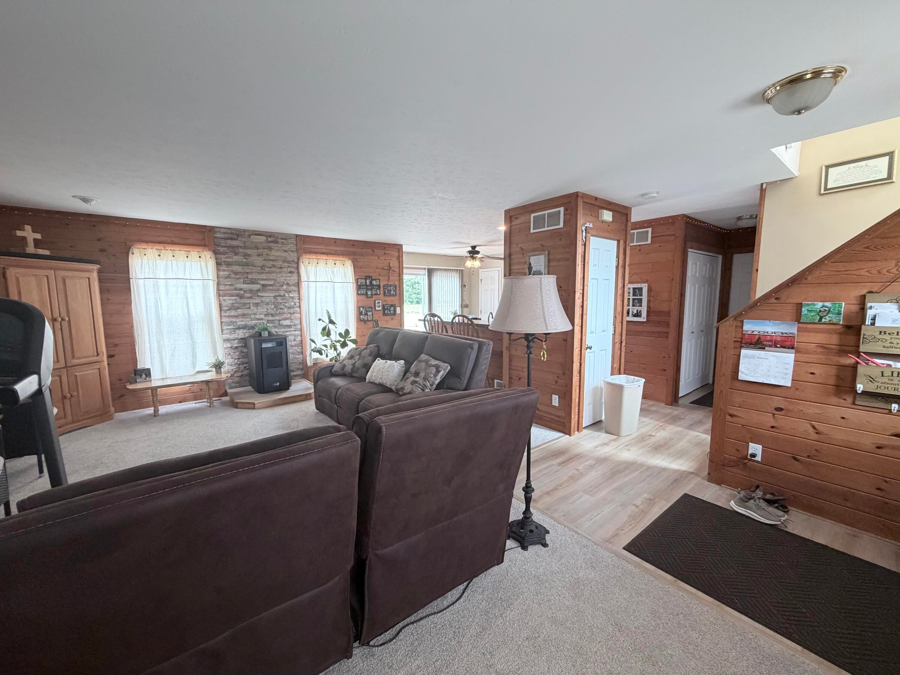 6585 Sinclair Road