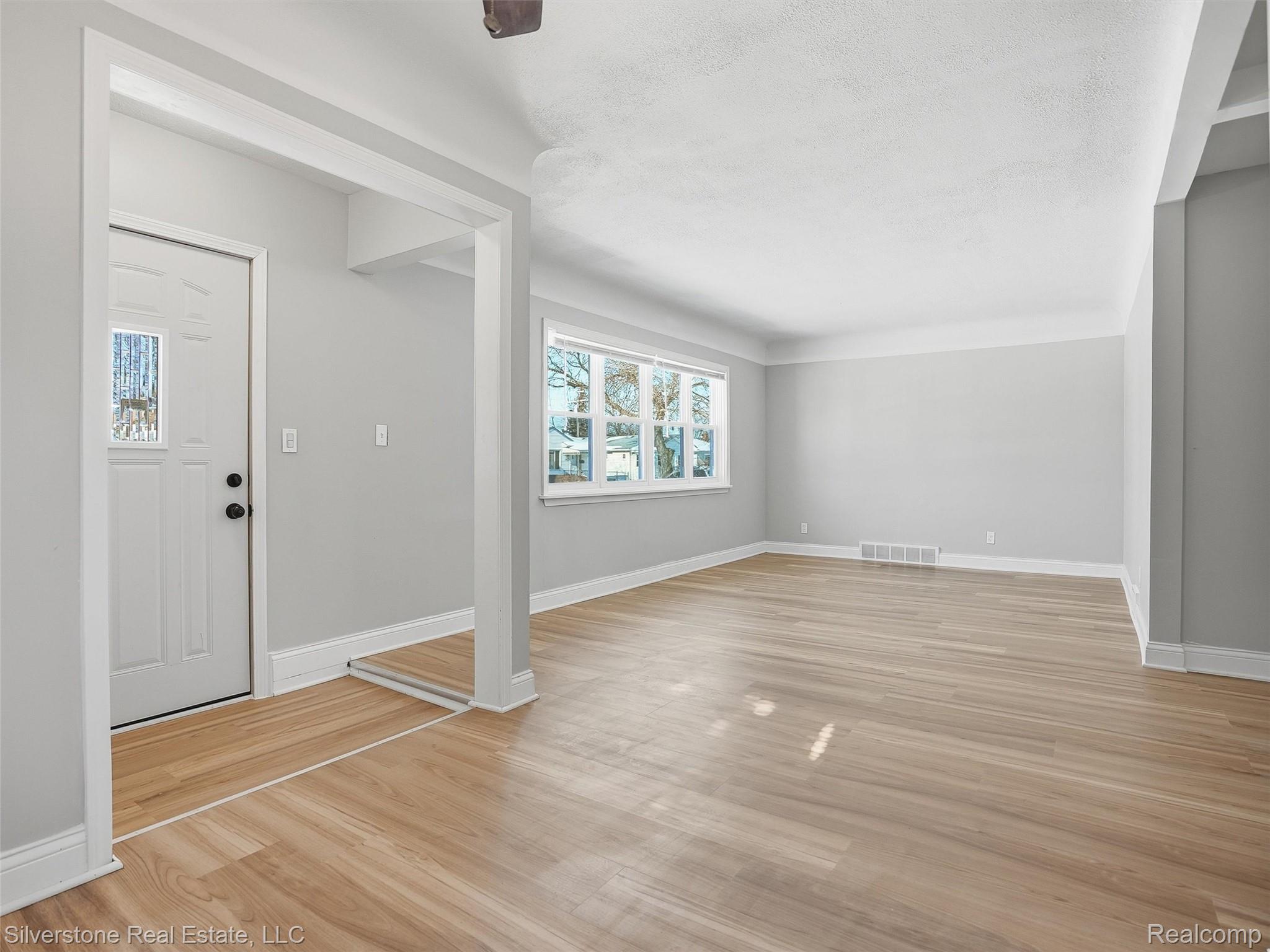 24614 Tuscany Avenue