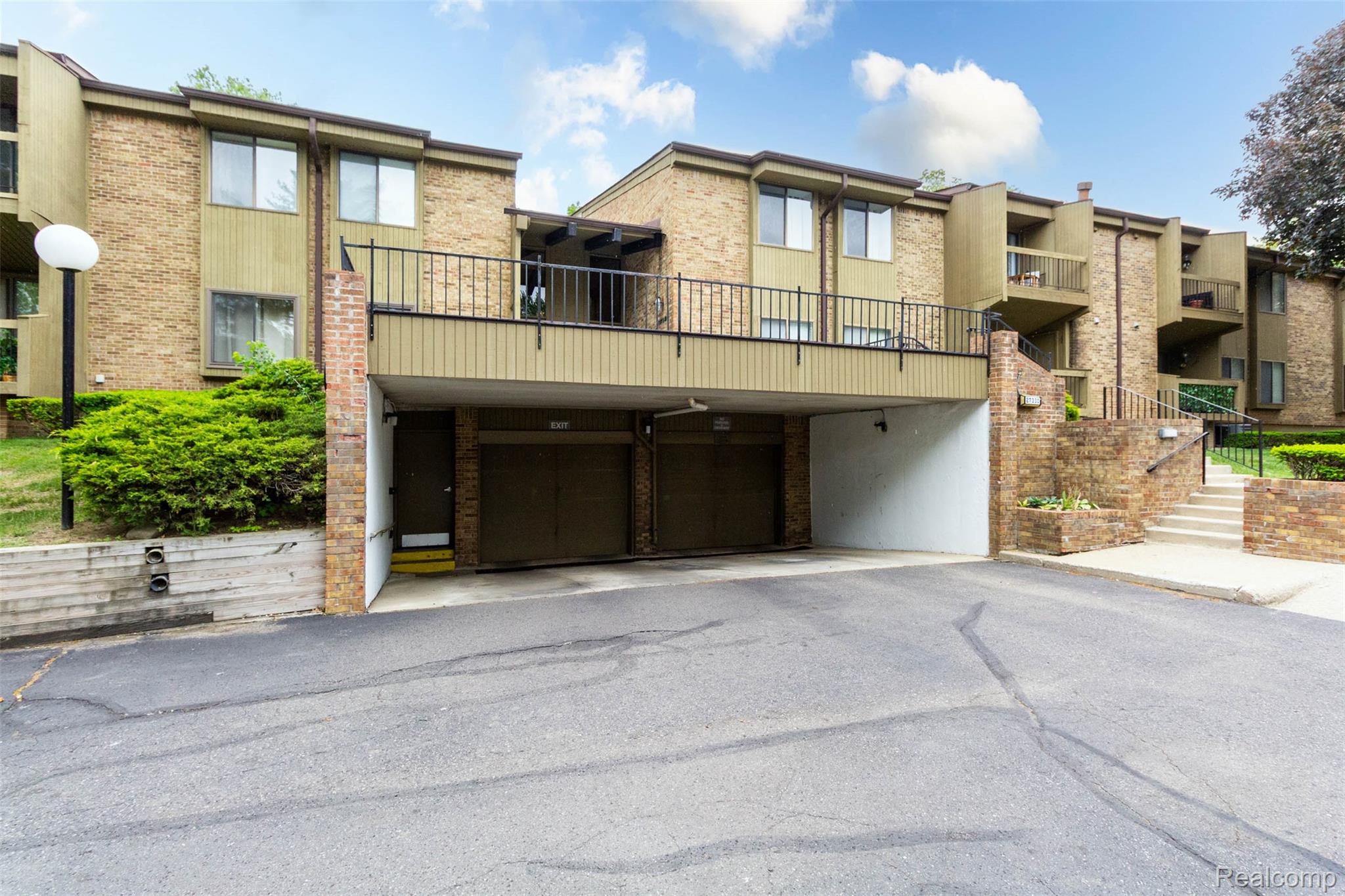 27330 Arborway Road 17