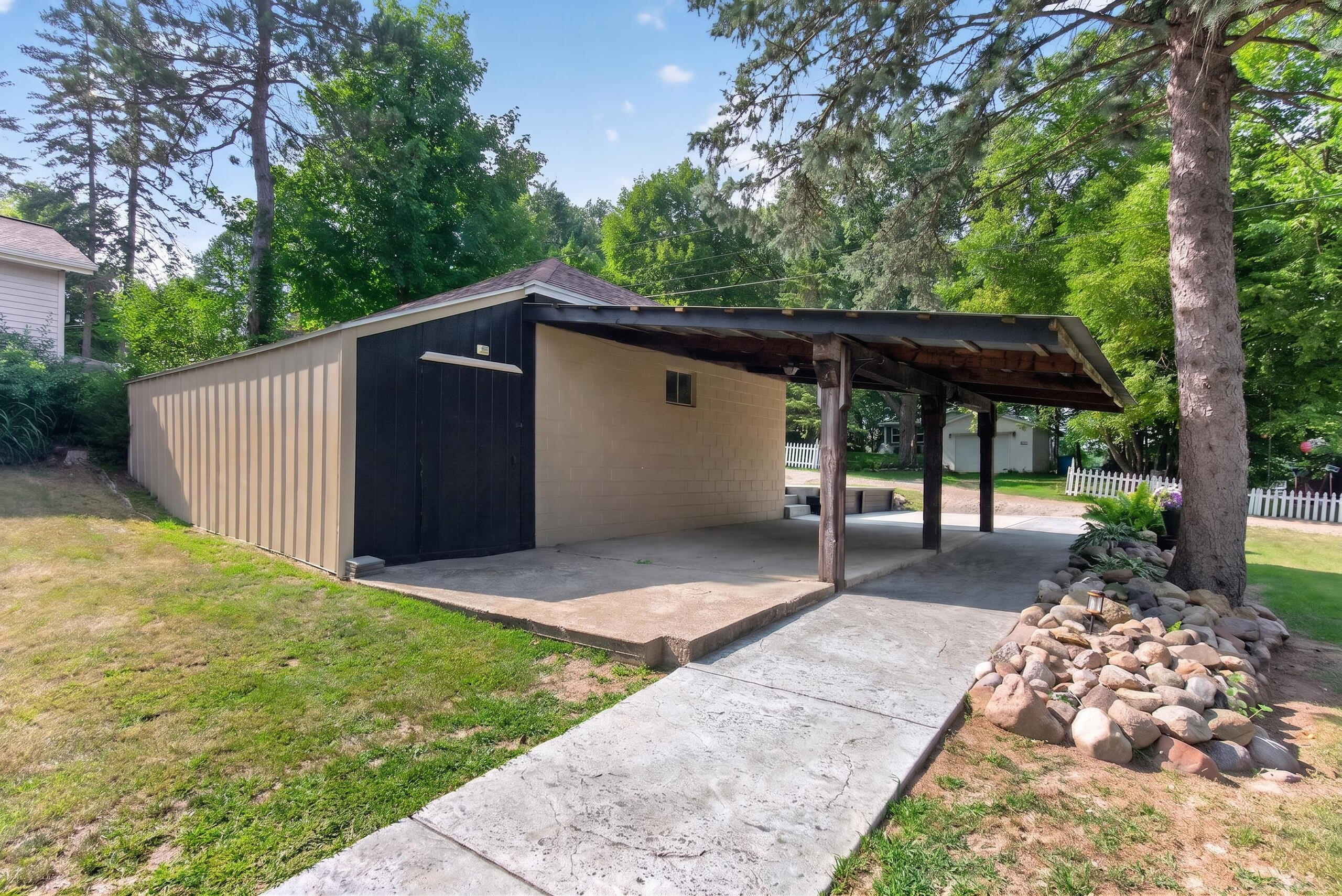 12459 Crystal Lake Drive S