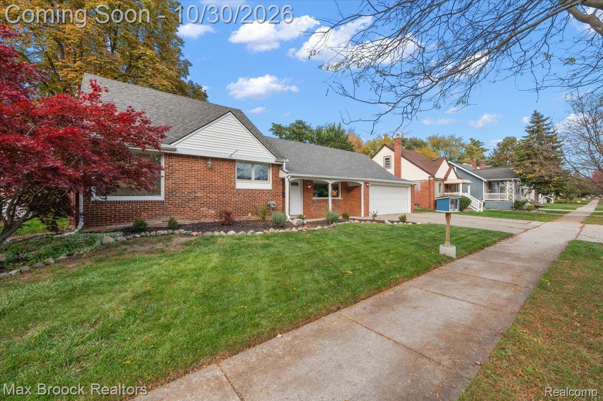 786 W 11 Mile Road
