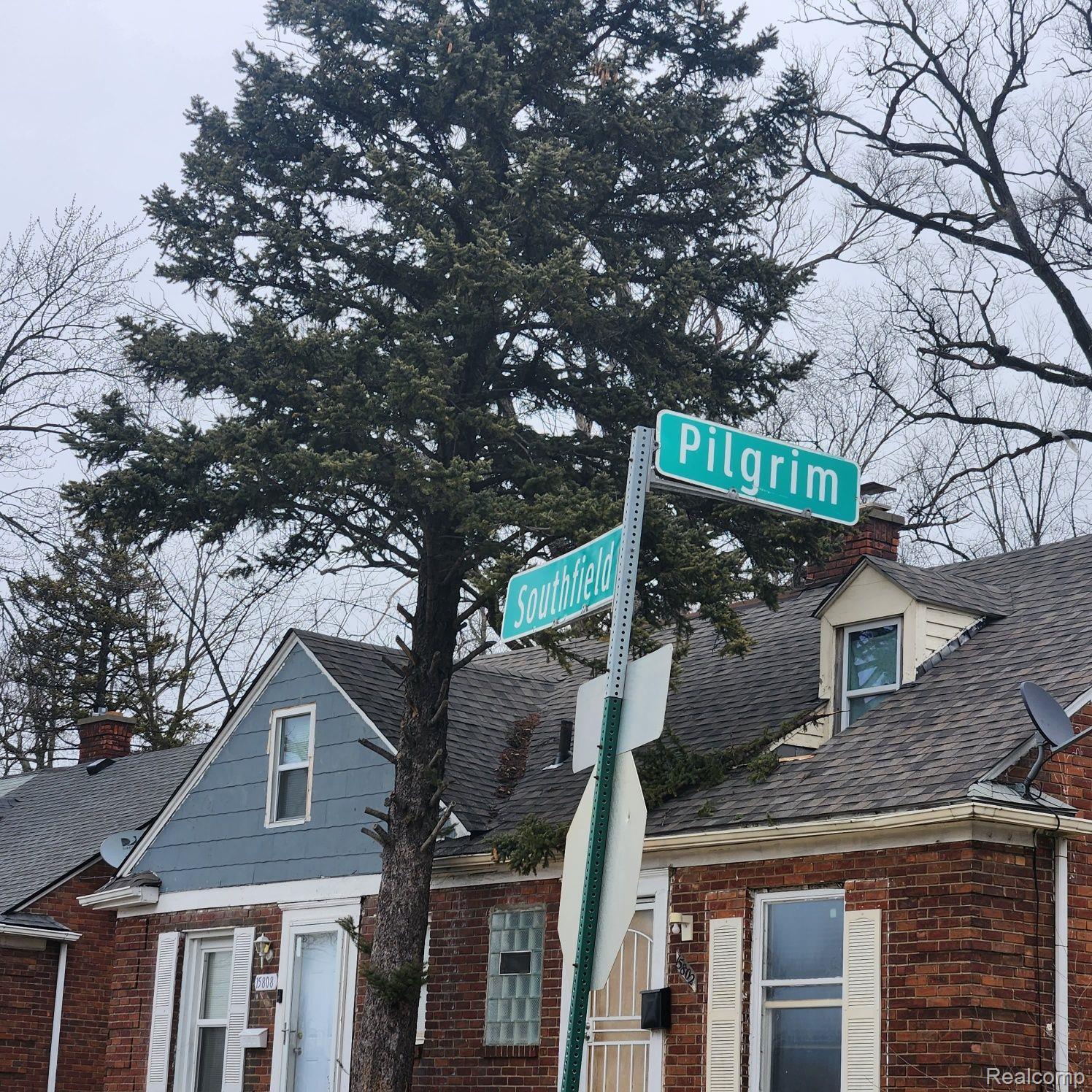 15778 SOUTHFIELD Freeway