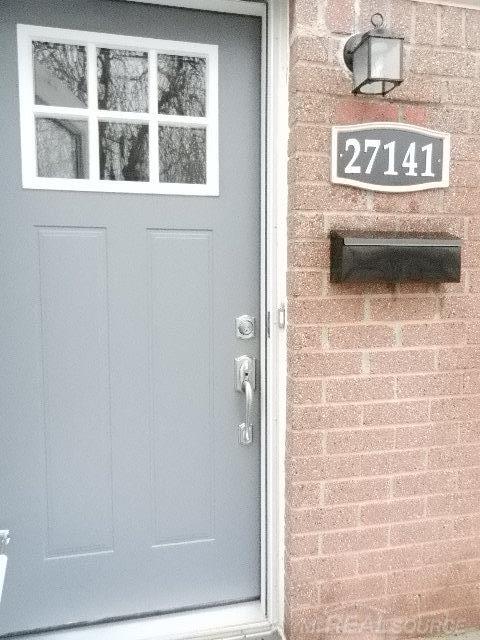 27141 Maywood Street