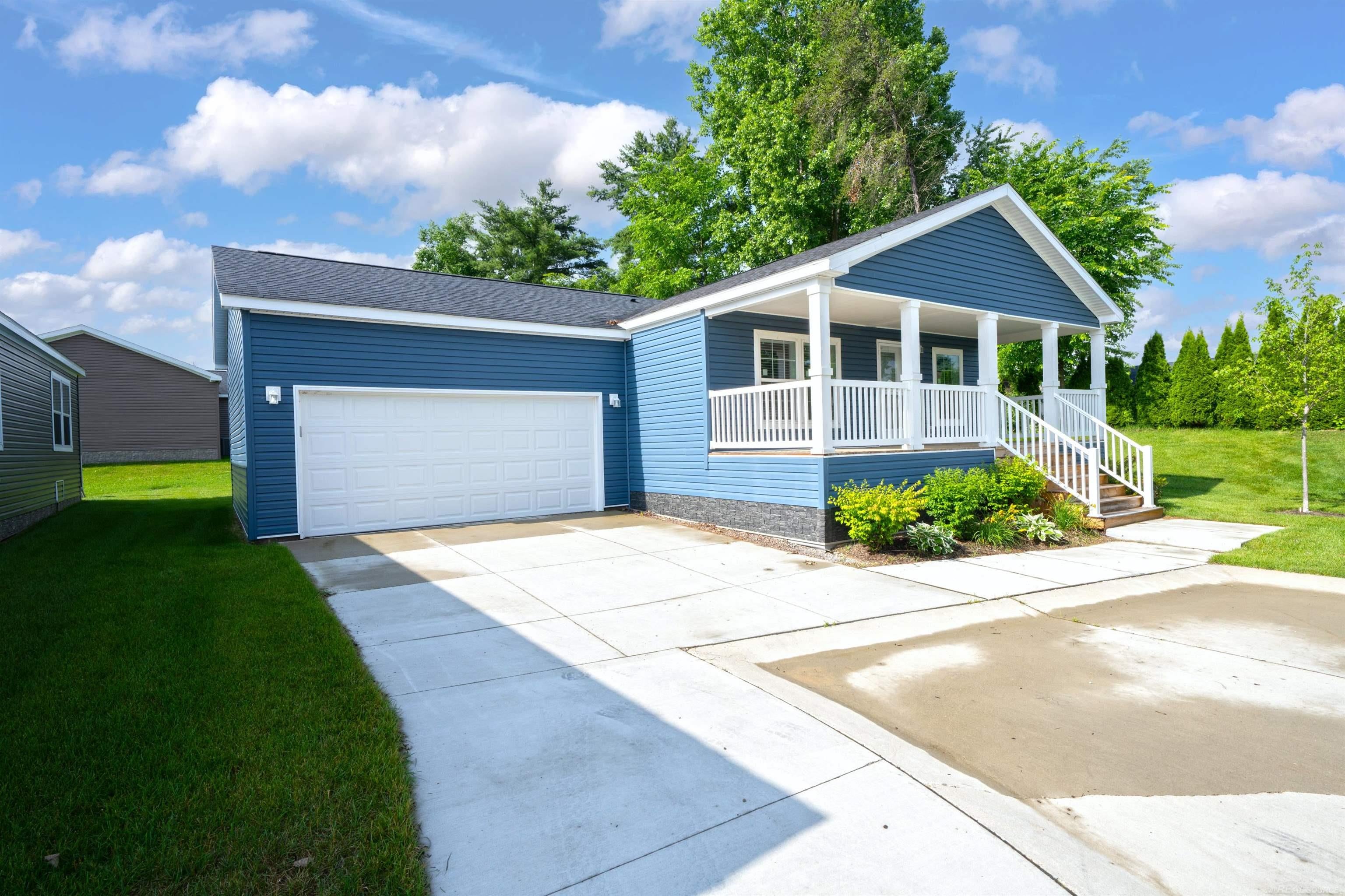 2756 Naples Court