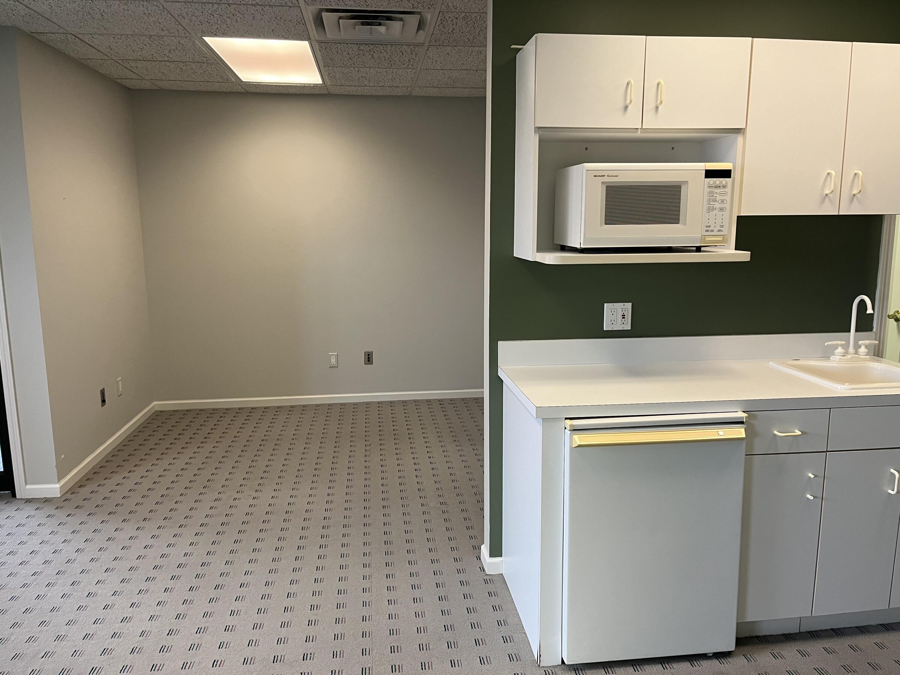 38 Veterans Drive 10