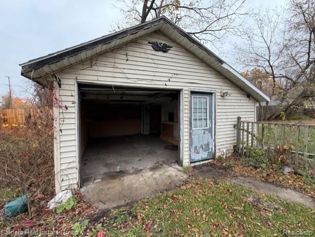 1407 Bradfield Street