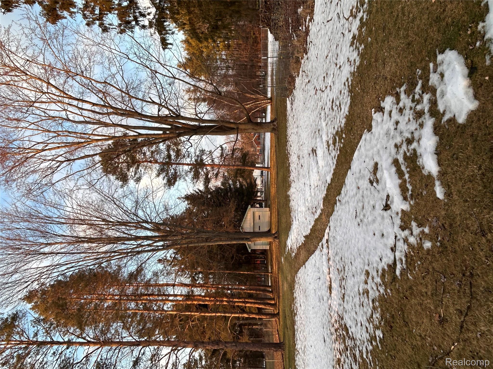 1136 W Rowland Street