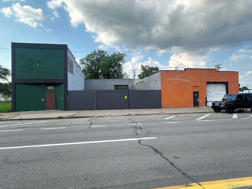 4536 Michigan Avenue