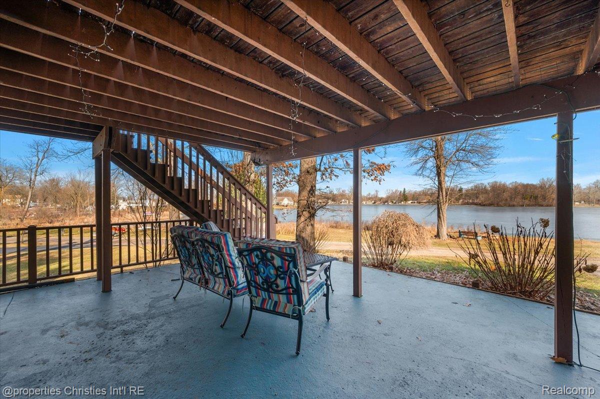 5832 Glen Echo Drive
