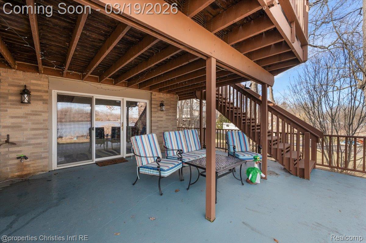 5832 Glen Echo Drive