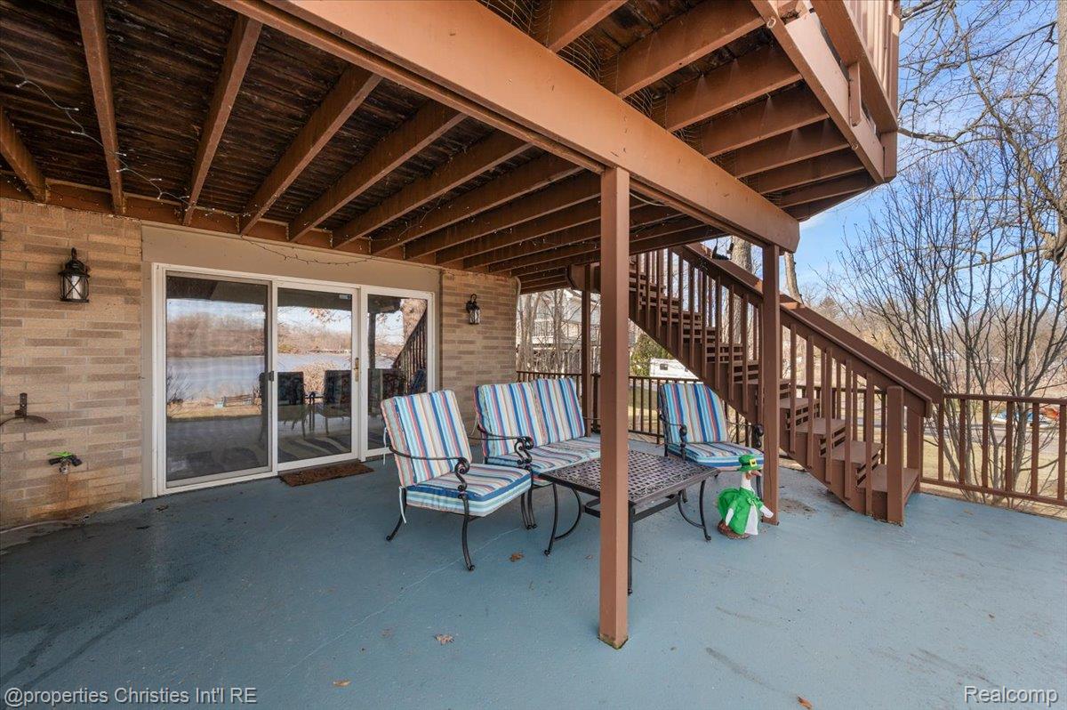 5832 Glen Echo Drive