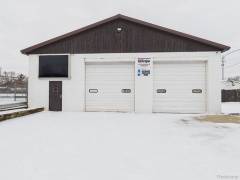 3220 Western Road Flint City MI 48506