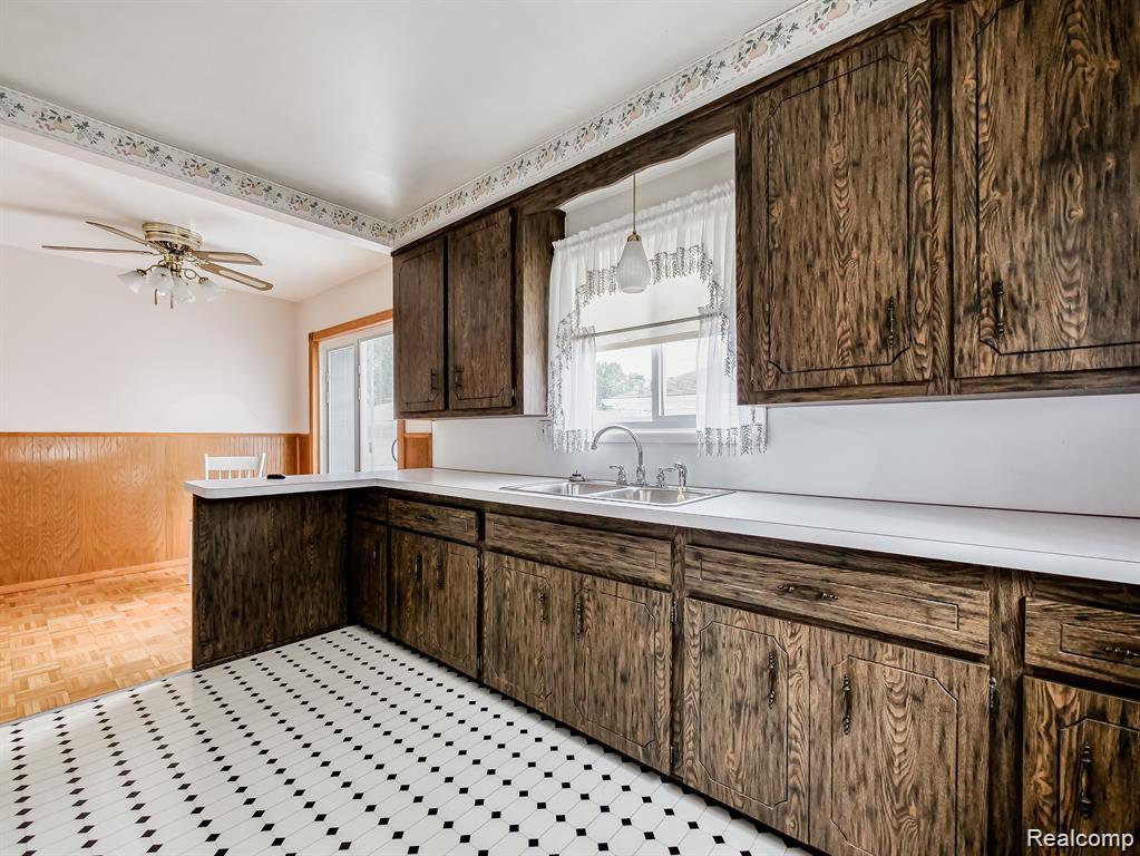 32508 Avondale Street