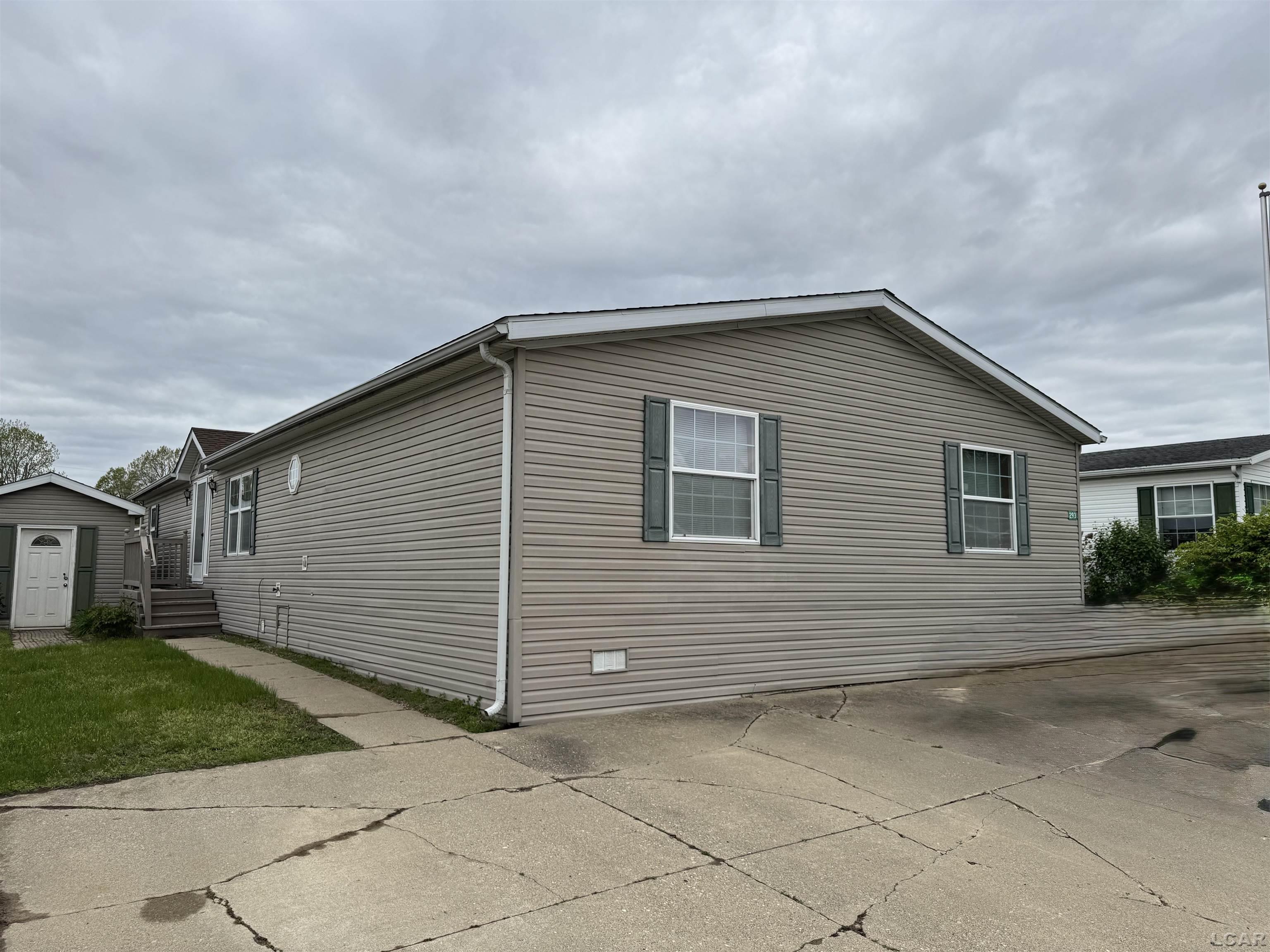 Listing image 1